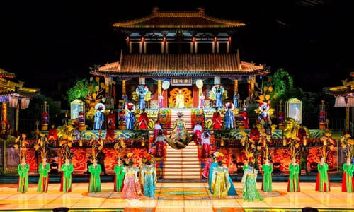 The Song of Everlasting Sorrow: A Timeless Tale of Love and Tragedy in Xi'an